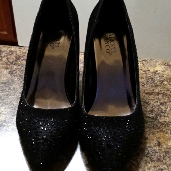 Shoes - Picture 1 of 6